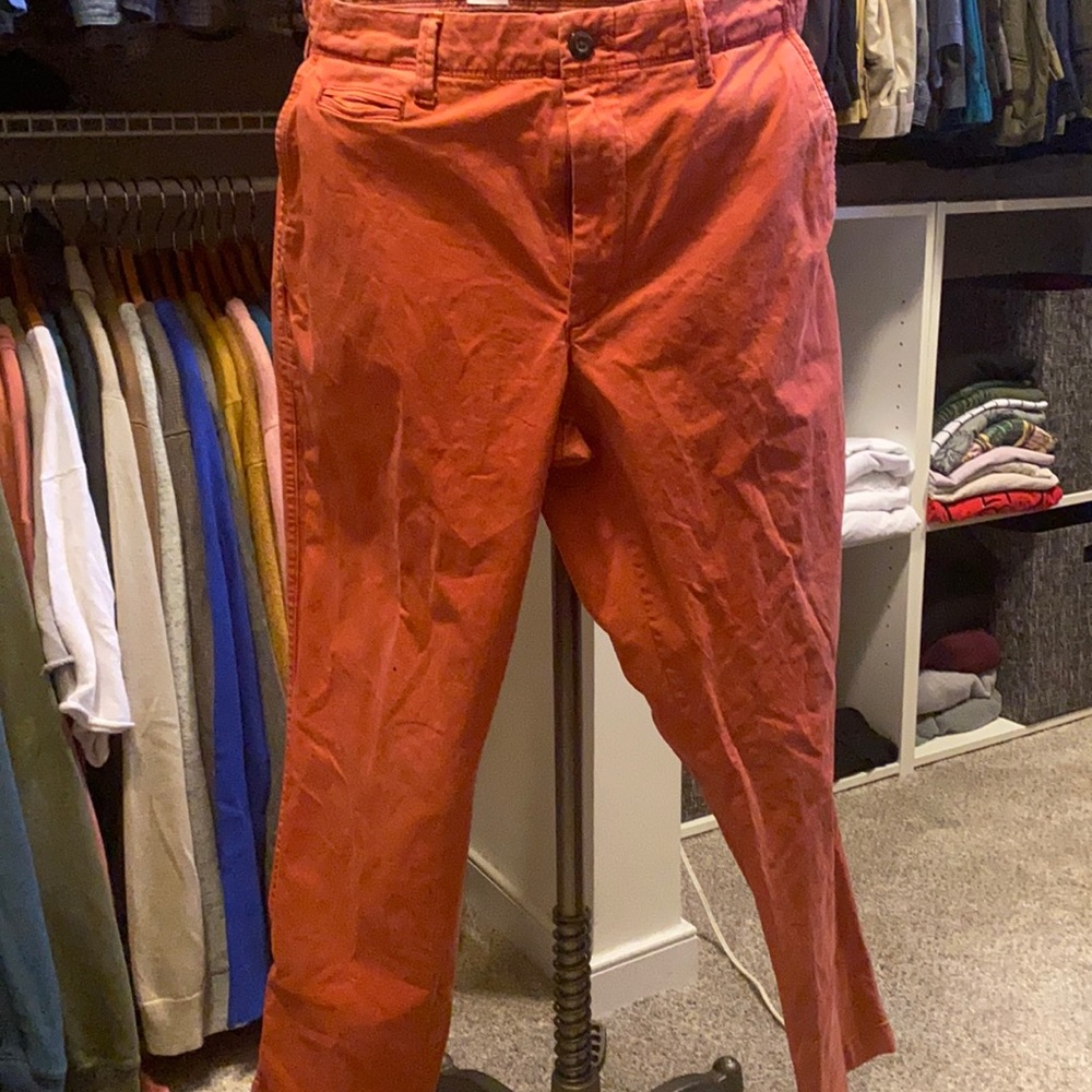 Chinos